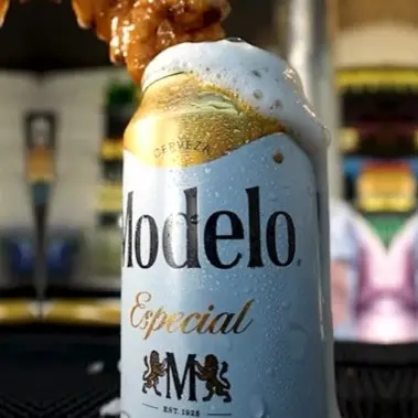 {{ $gallery[2]->id }}