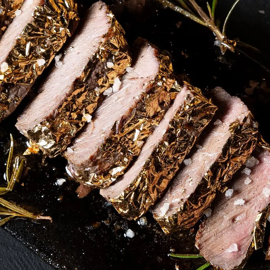 {{ $gallery[2]->id }}