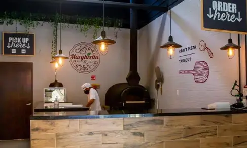 Margherita Pizza Y Vino Sucursal Naciones-image