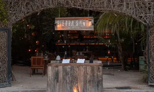 PIEDRASANTA Holbox
