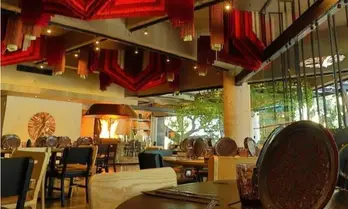 Restaurante Luzine Bosques
