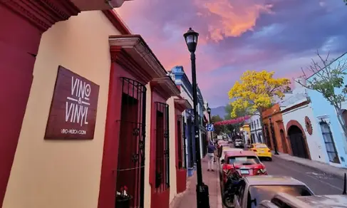 Restaurante Vino&Vinyl  Oaxaca -image