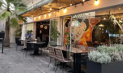 Shiroi ie Himalaya S.L.P-image