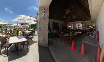 La Parrilla Playa Caracol