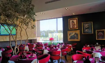 Angus Butcher House Satélite