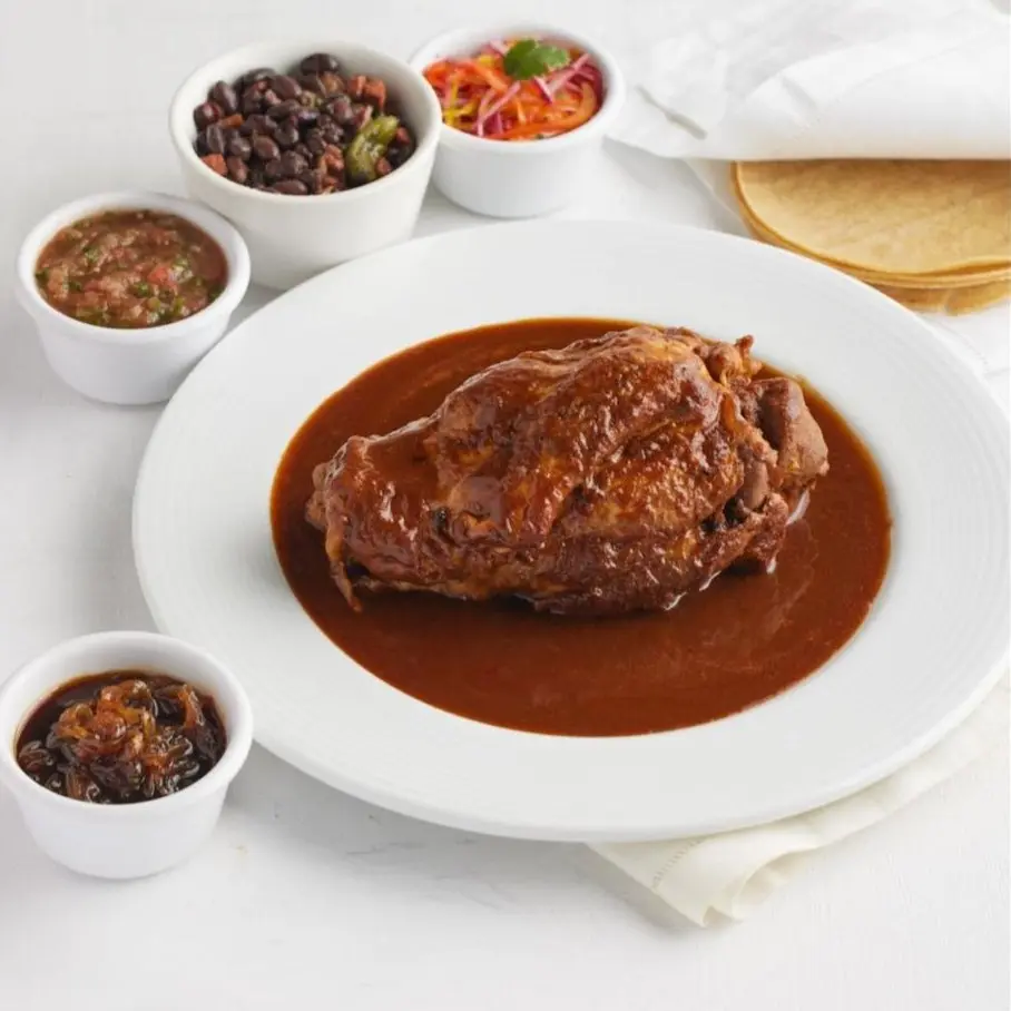 {{ $gallery[2]->id }}