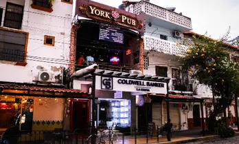 York Pub Puerto Vallarta