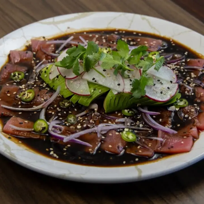 {{ $gallery[2]->id }}