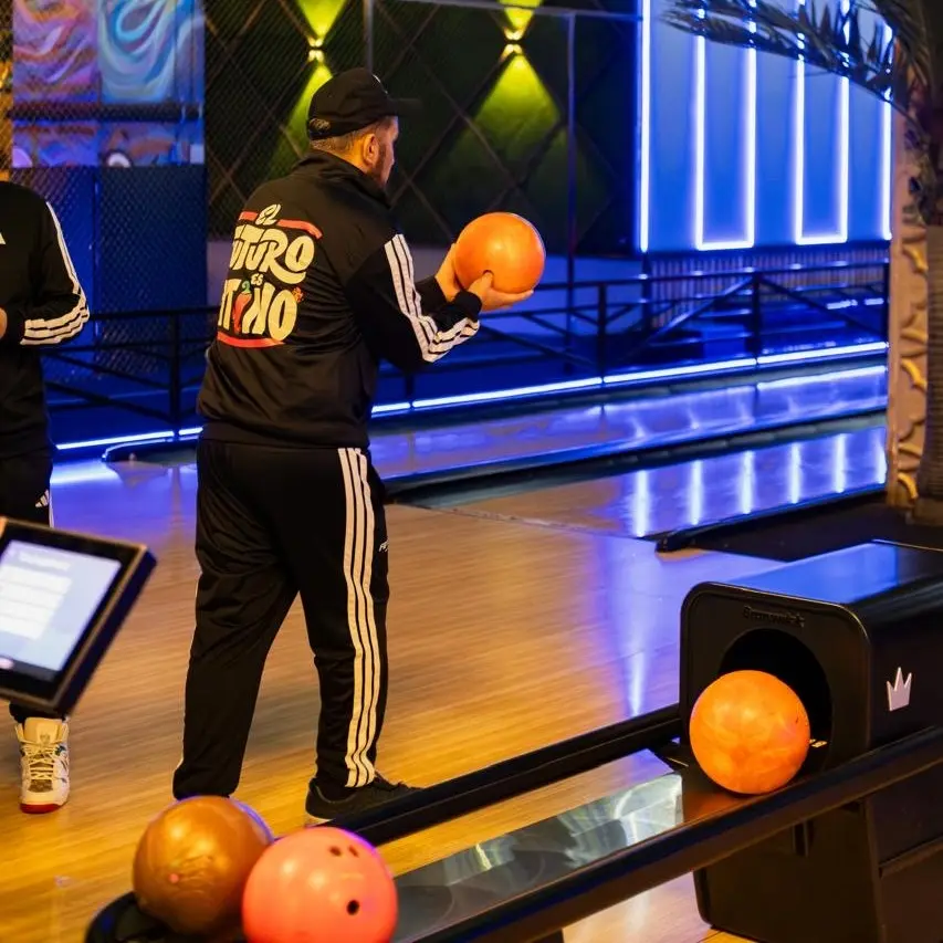 {{ $gallery[2]->id }}