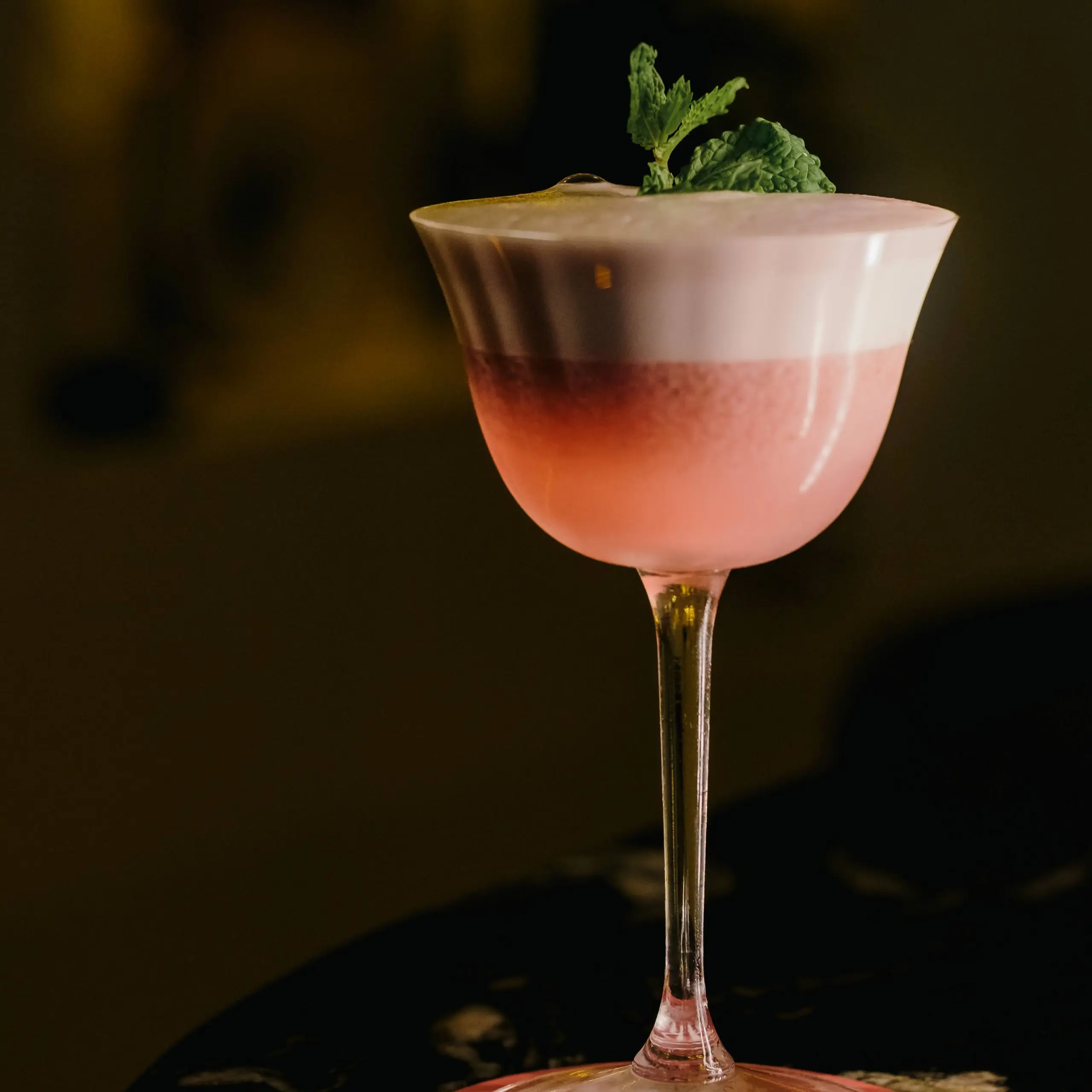 {{ $gallery[2]->id }}