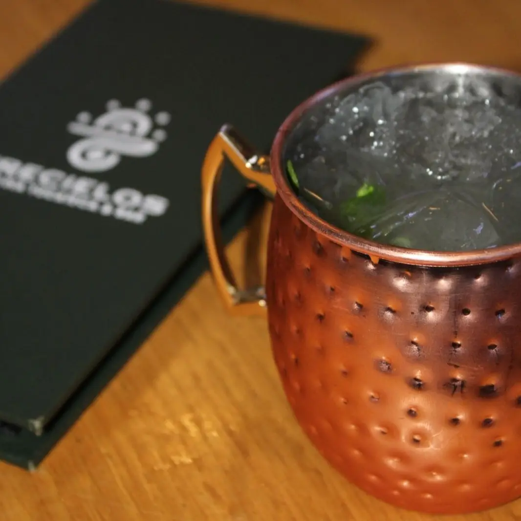 {{ $gallery[2]->id }}