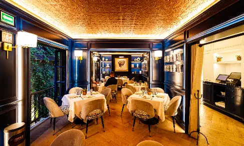 Eloise Chic Bistrot Lomas-image