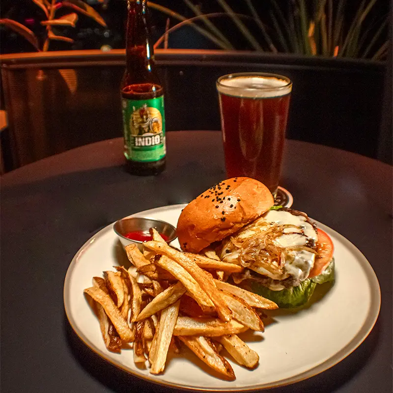 {{ $gallery[2]->id }}