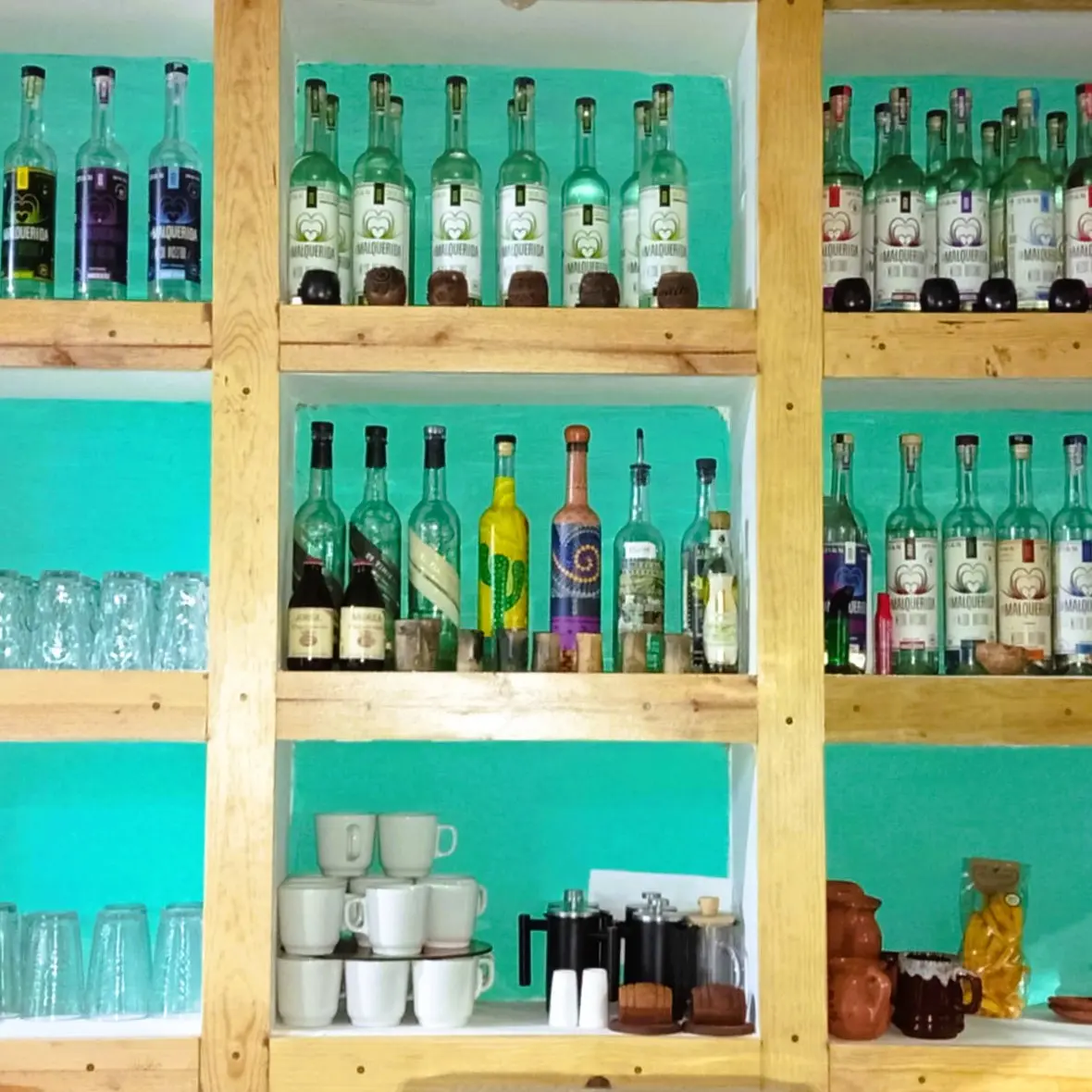 {{ $gallery[2]->id }}