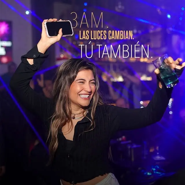 {{ $gallery[2]->id }}